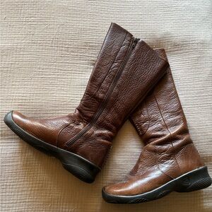 Keen Women's Chestnut Leather Boots